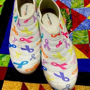 Boaonda Classic Cancer Edition Slip-On